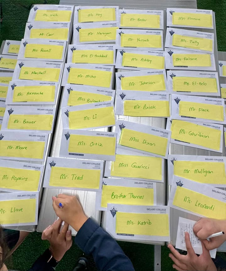 598270595434072_1340768931184231-1