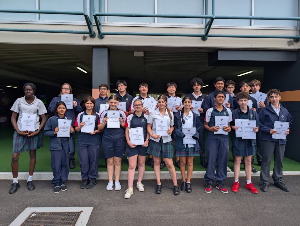 598270595434072_1376274694300321-1