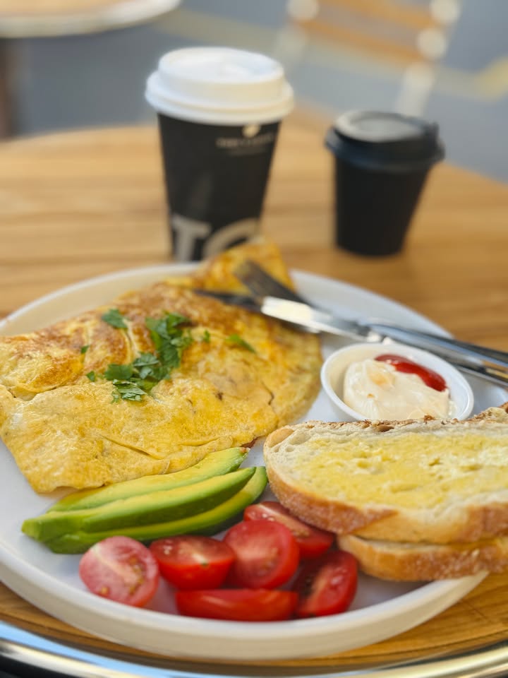 598270595434072_1454001853194271-1