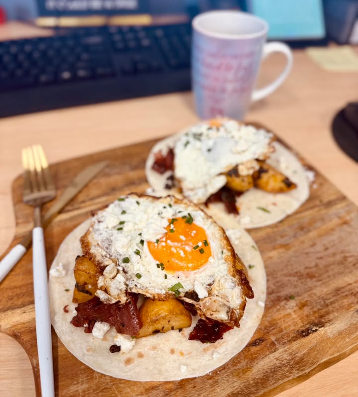 598270595434072_1478422094085580-1